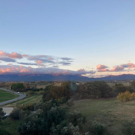 Apartamento Con Vistas Peralada Bagian luar foto