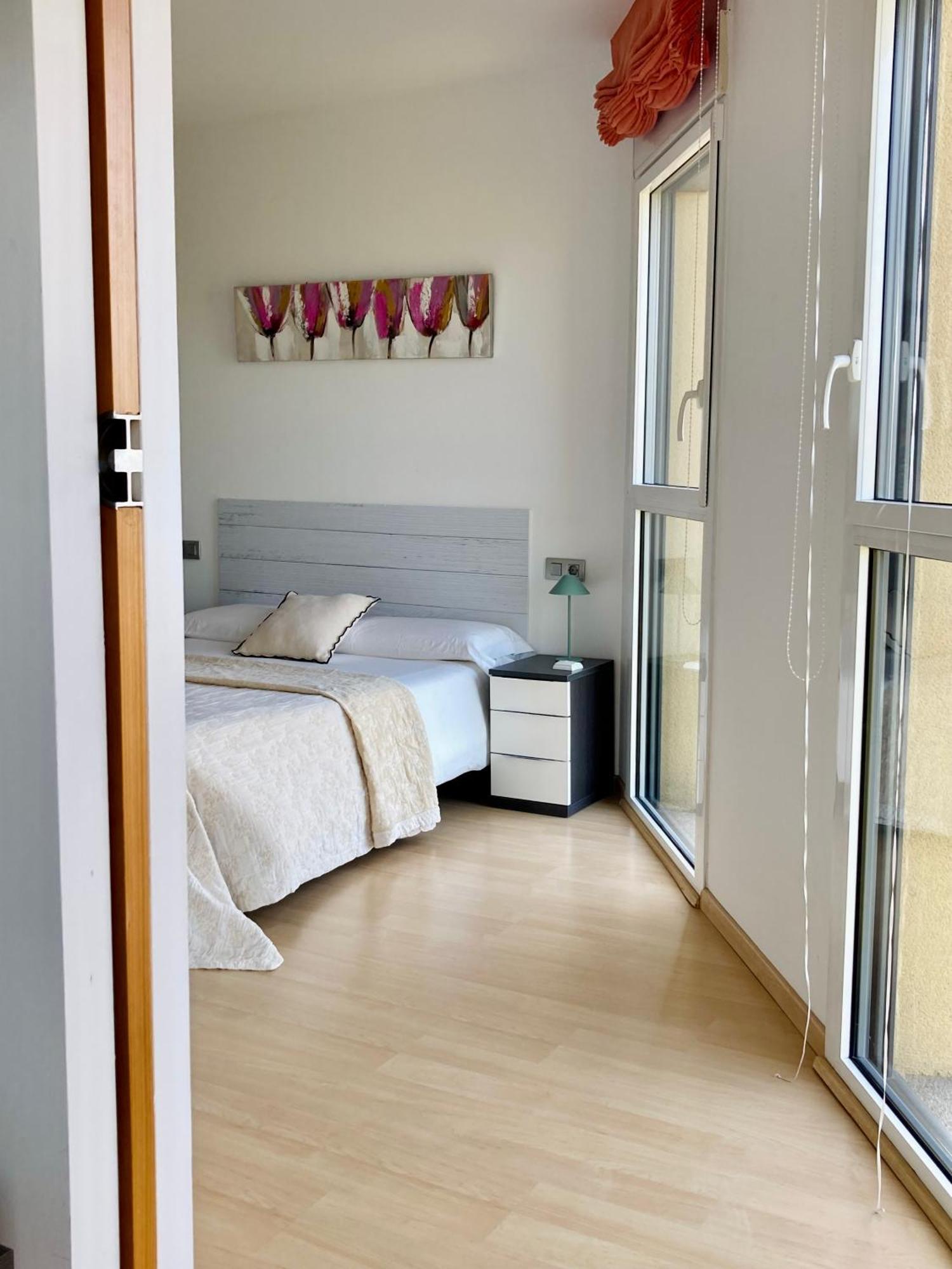 Apartamento Con Vistas Peralada Bagian luar foto