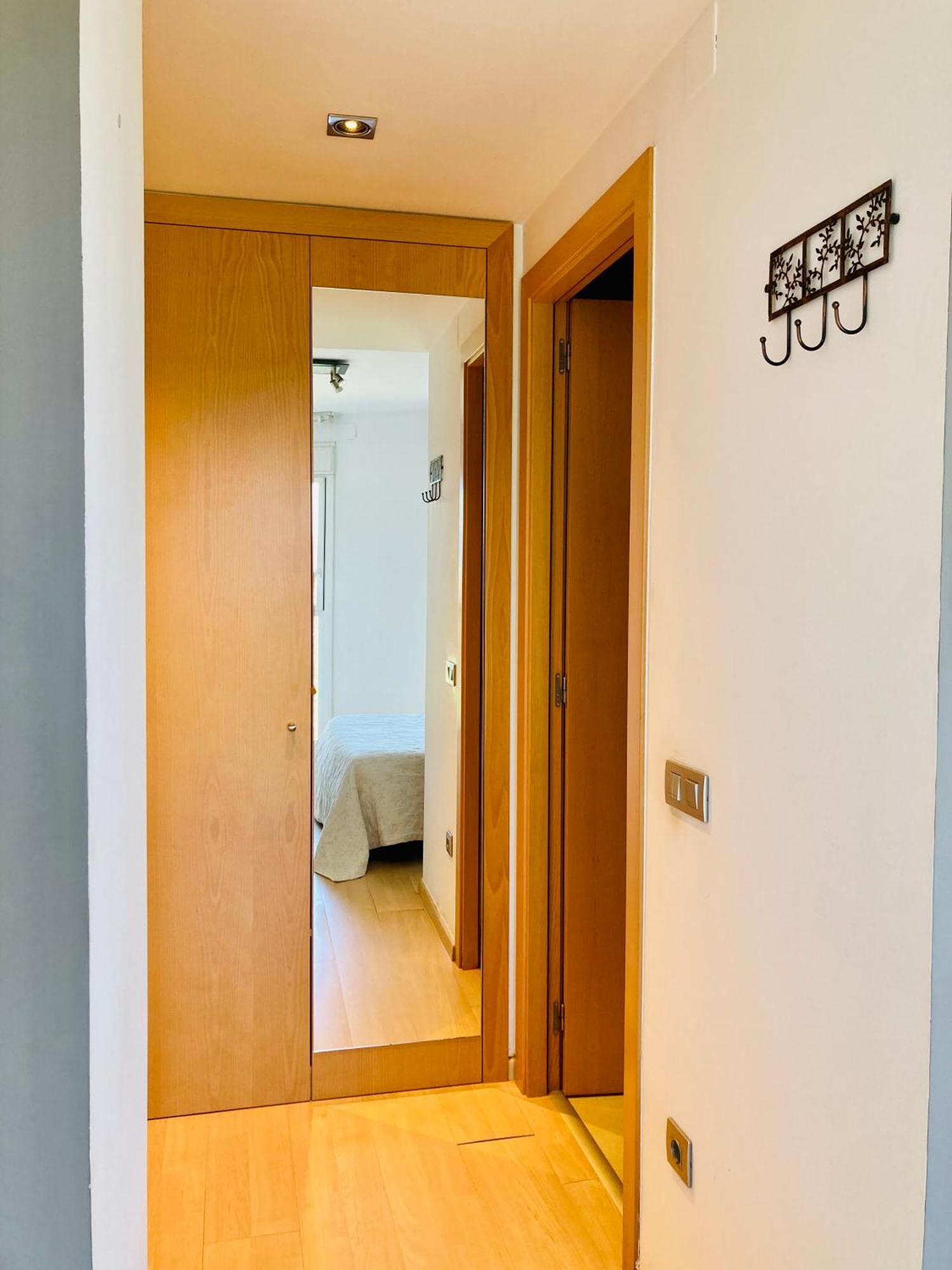 Apartamento Con Vistas Peralada Bagian luar foto